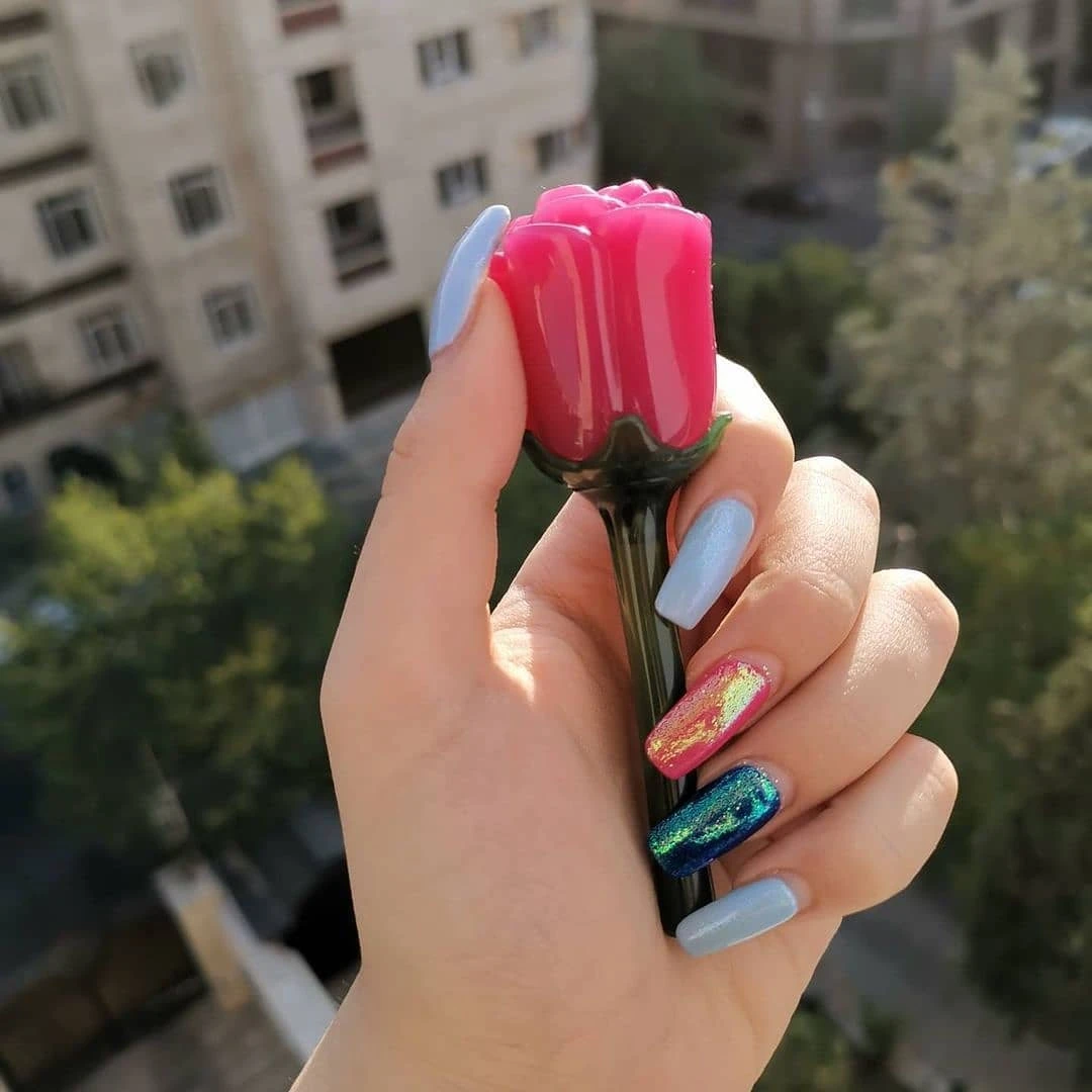 رژ لاله؛