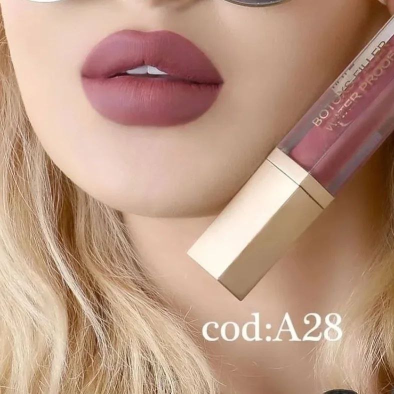 رژلب مایع گلدن مود Golden Mood؛ انتخاب کاربردی برای روتین روزانه در گروه رژ 2؛ نمای شماره 5