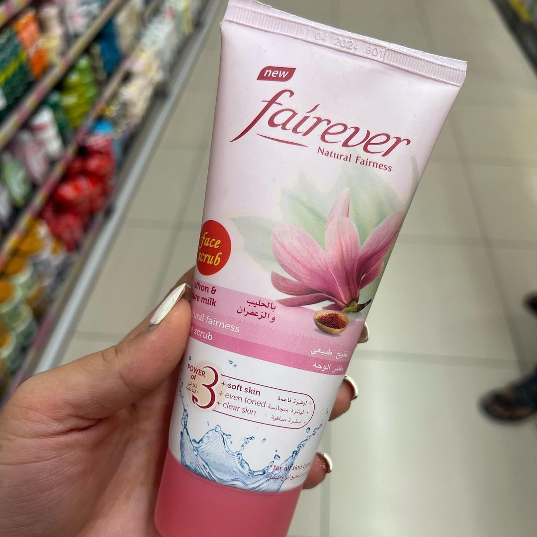 اسکراب لایه بردار بدن از برند Fairever؛ انتخاب کاربردی برای روتین روزانه در گروه اسکراب بدن