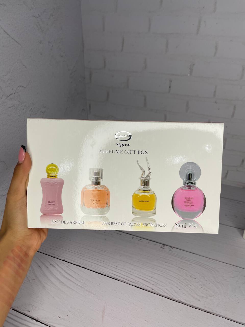 پک چهارتایی عطر (دخترونه) Veyes؛ انتخابی متناسب با مراقبت و زیبایی روزمره در گروه عطر 2؛ نمای شماره 3